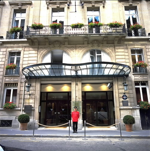 Stylish stay in Paris @ La Maison Champs-Élysées / Paris / France | House & Hotel